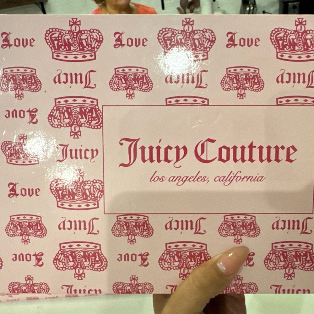 Juicy Couture Pink and White Logo Clutch - Picture 2 of 3